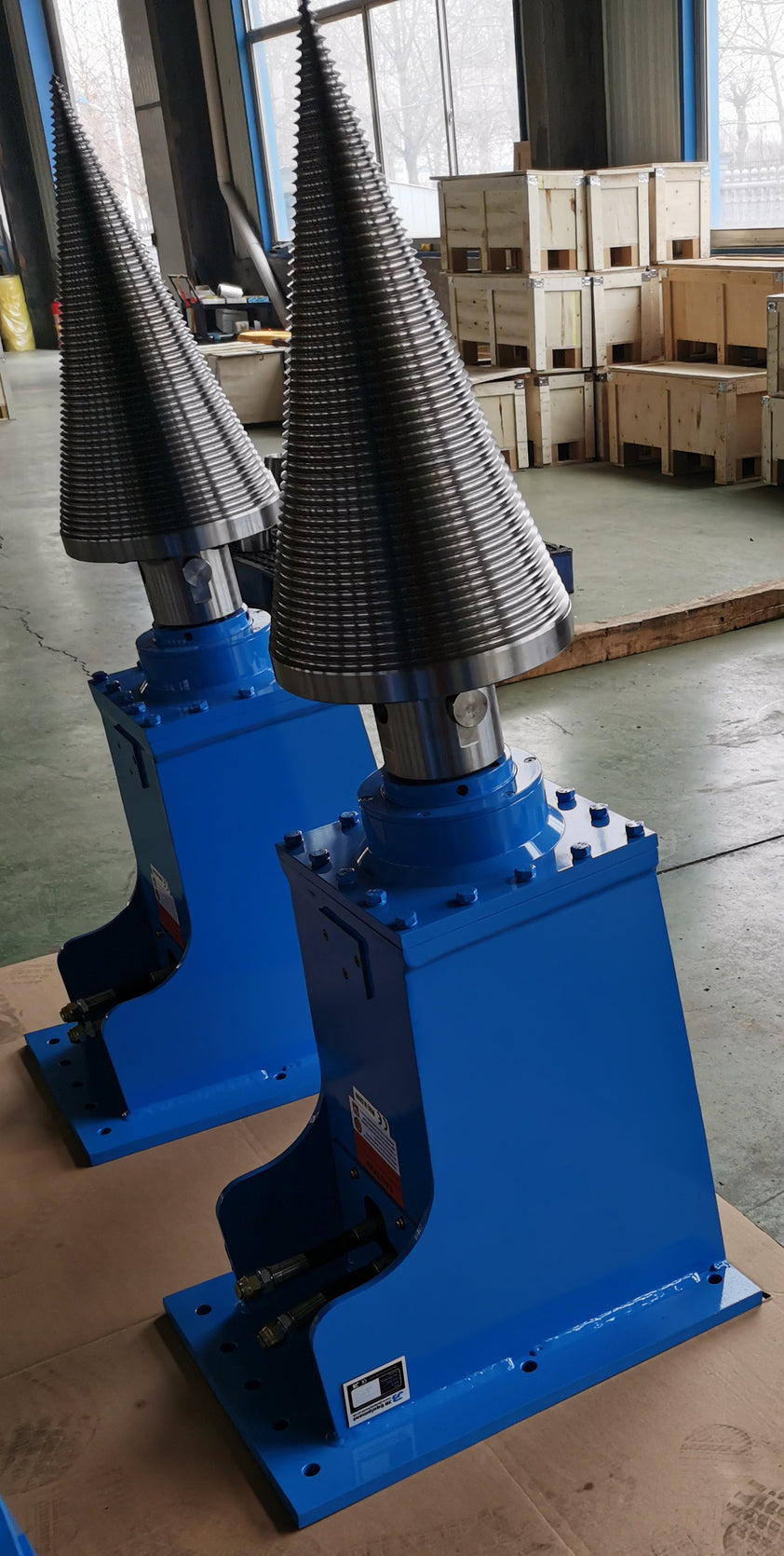 JCS 40 Hydraulic Cone Timber Splitter to fit 6,500 to 15,500 lbs Excav ...